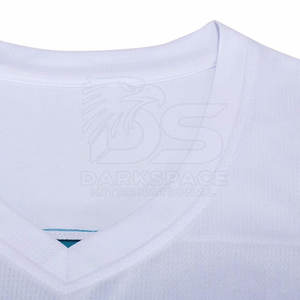 Ensemble d'uniformes de basketball de qualité supérieure, 100 % polyester respirant, manches courtes, grandes tailles, design personnalisable, dernier style - Product Image 4