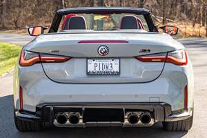 BMW M5 XDrive SUV 2023 USADO EN PERFECTAS CONDICIONES ~3,200 Millas 503 HP Motor Turbo de 6 Cilindros Paquete Ejecutivo Volante a la Izquierda Interior Claro Tapizado en Tela - Product Image 4