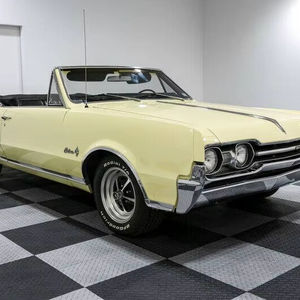 Oldsmobile Cutlass Usado de 1967 - Product Image 1