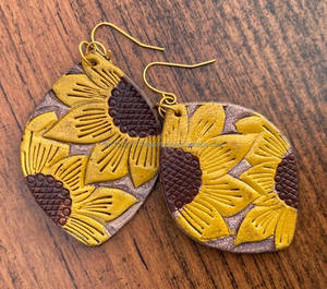 New Arrival Western Stylish Hand <b>Tooled</b> Carving <b>Leather</b> Earring Women Trendy <b>Leather</b> Sunflower Teardrop Earring Western Jewelry - Product Image 2