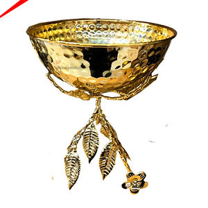 Bol décoratif de service en acier inoxydable avec support en forme de feuille pour hôtel, restaurant et bar - Product Image 1