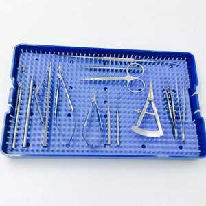 Juego de Instrumentos Quirúrgicos para Glaucoma de Acero Inoxidable de Alta Calidad en Oferta, Bandeja de Silicona Oftálmica Manual Reutilizable - Product Image 1