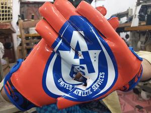 Nouveau design Gants de sport unisexes Gants de frappe respirants pour baseball et football américain Service OEM Nom de l'équipe personnalisé - Product Image 4