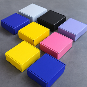 Caja de Cartón Corrugado Negra con Logotipo Personalizado, Caja de Embalaje Plegable Reciclable para Envíos de Comercio Electrónico y Embalaje de Regalos - Product Image 3