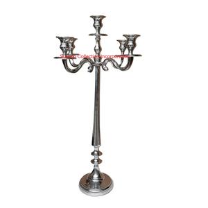 Vente en gros de bougeoirs décoratifs en aluminium argenté Prix d'usine Candélabre de Noël Bougeoir Candélabre en fer - Product Image 6