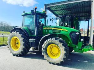 รถแทรคเตอร์สำหรับฟาร์ม100HP ทางการเกษตรรถแทรกเตอร์กวางจอห์นกวางพร้อมคนขับแท็กซี่และเครื่องปรับอากาศ
