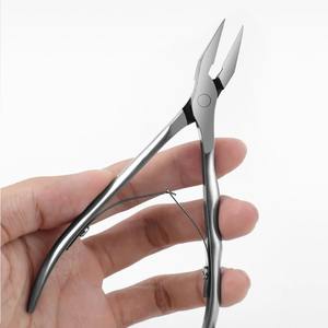 Tijeras para Uñas de Acero Inoxidable de Alta Calidad con Logotipo Personalizado, Hoja Recta y Punta Afilada - Product Image 5
