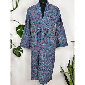Robe de chambre décontractée pour homme, en coton et soie, style kimono, avec motif floral persan imprimé à la main, douce et confortable, par [Nom de la marque] - Product Image 1