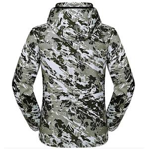 Blouson de survêtement rétro en nylon brodé avec logo personnalisé zippé et passepoil veste d'extérieur softshell vierge coupe-vent pour hommes - Product Image 2