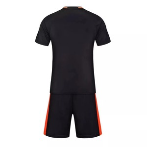 Conjuntos de ropa de fútbol con impresión por sublimación de alta calidad 2025, conjuntos de uniformes de camiseta de fútbol con nombre de equipo personalizado para Club - Product Image 6