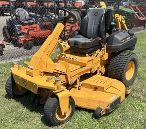 Best Seller Cub Cadet PRO Z 900 72-inch Zero Turn Lawn Mower Reliable High-Performance Ride on lawn mower - Product Image 5