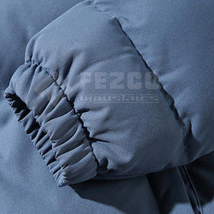 Chaqueta de burbujas de invierno para hombre de último diseño, cuello levantado, hecha de poliéster con logotipo frontal, disponible en diferentes colores, prendas de vestir exteriores - Product Image 4