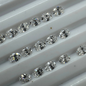 เพชรธรรมชาติสีขาวทรงรีขนาด 3x4 มม. คุณภาพ SI สี G แบบเม็ดเดี่ยว พร้อมจัดส่ง - Product Image 1