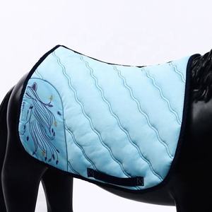 Almohadilla para Silla de Montar a Caballo Personalizada, Impresa a Medida, para Entrenamiento y Competición, Venta al Por Mayor - Product Image 1