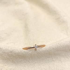 Bague de fiançailles 8x4mm Marquise Cut White CZ | Bande solitaire délicate | Bijoux de mariage minimalistes en argent 925 - Product Image 2
