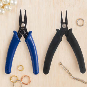 Alicates de Punta Curva Premium para Joyería, Doblado de Alambre, Trabajos Artesanales, Herramienta de Metal de Acero Inoxidable Profesional con Punta de Precisión - Product Image 6