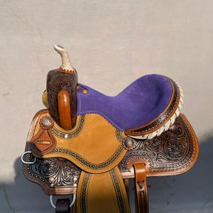 Ensemble de selle western en cuir avec décorations d'art sur bois de qualité supérieure, thème course de barils |   Accessoires d'équitation en acier inoxydable façonnés à la main - Product Image 3