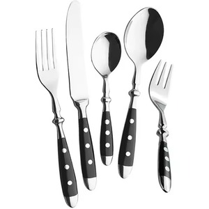 Juego de Cubiertos Premium con Mangos Negros y Puntas Plateadas, Diseño Elegante y Duradero Multiusos, Ideal para Cenas Familiares - Product Image 1