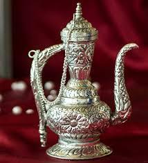 <b>Arabic</b> Brass Metal Aftaba Silapchi <b>Set</b> With Stand Hand Crafted Brass Aftaba With Gold - Product Image 4