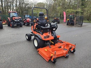 Tractor Agrícola Compacto Kubota F3090 Directo de Fábrica |   Motor Diésel de Alto Rendimiento |   Compatible con cargador frontal - Product Image 4