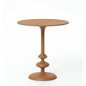 Antique Style Finish Wooden Side <b>Table</b> Scalloped <b>Edge</b> Pedestal Accent <b>Table</b> With Tripod Cabriole Legs Classic <b>Living</b> Furniture - Product Image 3