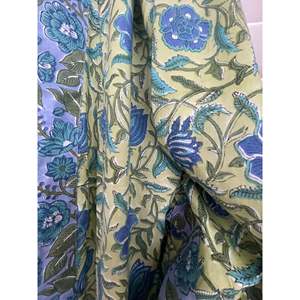 Bata de Baño Kimono Moonlit Garden, Suave y Tejida, con Cintura Elástica y Cierre de Botones, Talla Única XS para Familias y Damas de Honor, ODM - Product Image 4