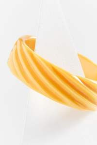 BRAZALETE DE RESINA PERSONALIZADO COLOR COMPLETO Y FNSH Brazalete de apertura acrílico de resina de tamaño pequeño Mujeres Niñas Pulsera exquisita transparente Muñeca - Product Image 6