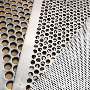 Mạ kẽm đấm lỗ tấm kim loại đục lỗ trang trí đấm lưới cho ngoài trời - Product Image 1