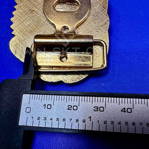 Hebillas de Hierro Duraderas de Alta Calidad en Oferta, MOQ Bajo, con Servicio Personalizado OEM, Color y Logotipo Personalizados, Diseño e Impresión Personalizados - Product Image 4