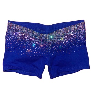 ชุดกีฬาเด็กผู้หญิงประดับเพชรพลอยสำหรับฝึกซ้อมเชียร์ลีดเดอร์ ยี่ห้อ Solid Traders ประกอบด้วยเสื้อชั้นในกีฬาและกางเกงขาสั้น ชุดออกกำลังกายแบบมีกลิตเตอร์สำหรับเต้นเชียร์ลีดเดอร์ - Product Image 2