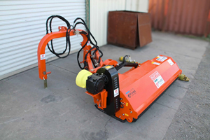 Broyeur à fléaux professionnel neuf et d'occasion avec arbre de prise de force, boîte de vitesses robuste et rotor à marteaux pour la gestion de la végétation - Product Image 3