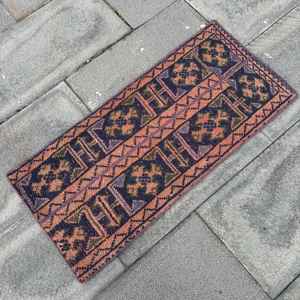 Alfombra Turca Vintage Pequeña de 1.3x2.8 pies, Alfombra de Lana Azul - Product Image 2