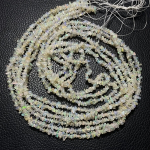 Perles Heishi en opale éthiopienne blanche, percées au centre, en gros, forme irrégulière, ASP GEMS, 4-6 mm, brin de 34 pouces - Product Image 1