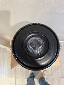 Waring CB16 <b>Commercial</b> 3-Speed 3.75 HP Heavy Duty Food <b>Blender</b> - Product Image 2