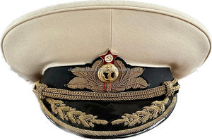 Gorra blanca de uniforme de alta calidad con insignia de lingotes, gorras de pico al por mayor, precio barato personalizado a la venta - Product Image 2