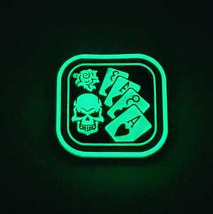 Parche de PVC personalizado en 3D que brilla en la oscuridad, logotipo de goma iluminado con bordado de encaje, diseño de logotipo personalizable - Product Image 4