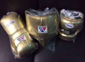 Gants de boxe MMA professionnels unisexes en cuir véritable pour fermeture Violet & Noir 16 oz Gants d'entraînement de boxe - Product Image 6