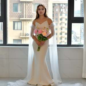 Bridella MM03-I, Blusa Elegante Ligera de Malla Roja con Manga de Hombro Descubierto para Bodas, Graduaciones y Eventos Formales - Product Image 2