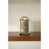 Belle petite horloge de table en laiton allemand, fonctionnant à piles, étanche, avec sonnerie horaire - Design vintage des années 1960, mi-siècle