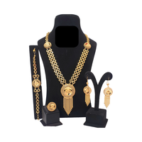 Dubai 24KT Plaqué or 2GM Pendentif Lourd Magnifique Collection Exclusive Best Value Ensembles de bijoux pour femmes Mode