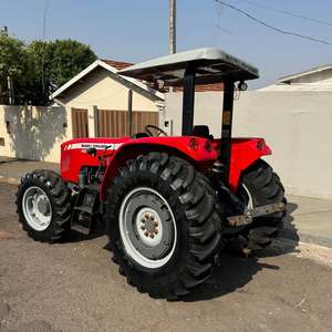 Used High Quality Massey Ferguson 4275 Red 4WD Wheel Tractor 42HP Gear Drive for Engine 3-Year Warranty Farm Best Selling - Product Image 5