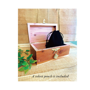 Boîte à souvenirs en cèdre gravée, cadeau de première communion, cadeau de baptême - Product Image 3