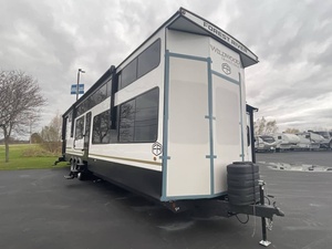 Nouveau 2025 F-o-r-e-s-t R-i-v-e-r Wildwood G-r-a-n-d L-o-d-g-e 42VE-R-A-N-D-A Luxe Personnalisé 4x4 pour Voyages - Product Image 2