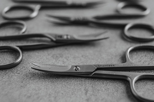 Ciseaux de manucure d'affaires familiales de confiance Ciseaux à ongles et à cuticules en acier inoxydable 1971 avec lame émoussée droite - Product Image 4