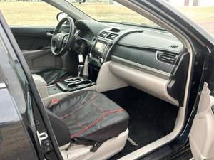 รถยนต์มือสองคุณภาพดีราคาประหยัด ปี 2014 โตโยต้า แคมรี่ LE พวงมาลัยซ้าย - Product Image 4