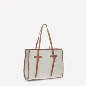 Bolso Tote de Cuero Blanco Vintage para Mujer, con Ribete Color Bronceado, Bolso de Hombro con Dos Correas, Bolso Estructurado, Bolso de Trabajo, Bolso de Compras - Product Image 3