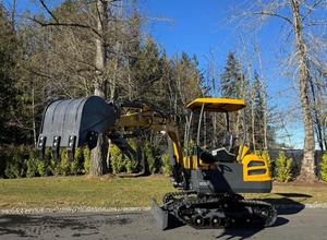 ENVÍO GRATUITO Miniexcavadora Hidráulica AGT MY50R de 27 HP con Cuchilla de Retroexcavación de 51 Pulgadas y Cucharón de Excavación de 16 Pulgadas con Dientes, Control Piloto, Aprobada por la EPA y la CE - Product Image 6