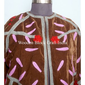 Chaqueta Corta Suzani de Terciopelo Bordado 100% Calidad, Estilo Boho, Clásica y Elegante, Superventas 2025 - Product Image 3