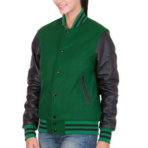 Chaqueta Estilo Universitario Verde Oscuro y Negra, Mangas Estilo Cuero, Forro Acolchado, Ribete a Rayas, Ropa Urbana - Product Image 2
