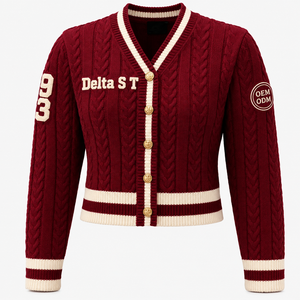 Cardigan court Delta DST Mahroon personnalisé pour sororité, OEM ODM, pull en tricot torsadé boutonné brodé 100 % coton pour femme - Product Image 6